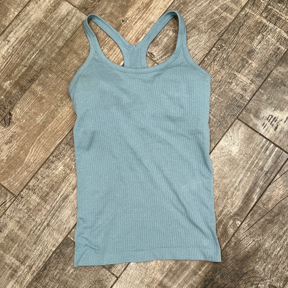 Lululemon Ebb to Street tank size 6, full length